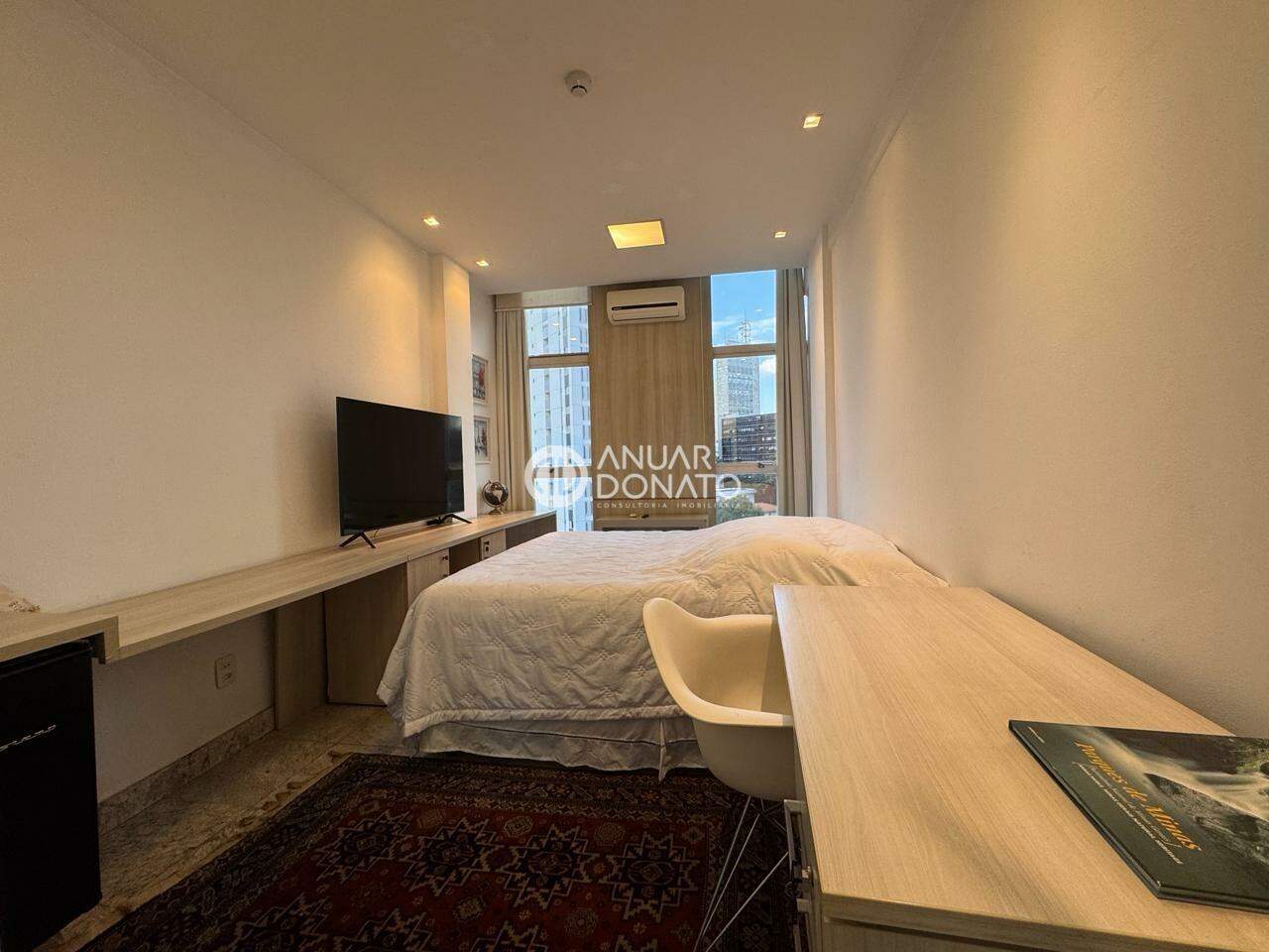 Flat com 1 quarto — Lourdes, Belo Horizonte