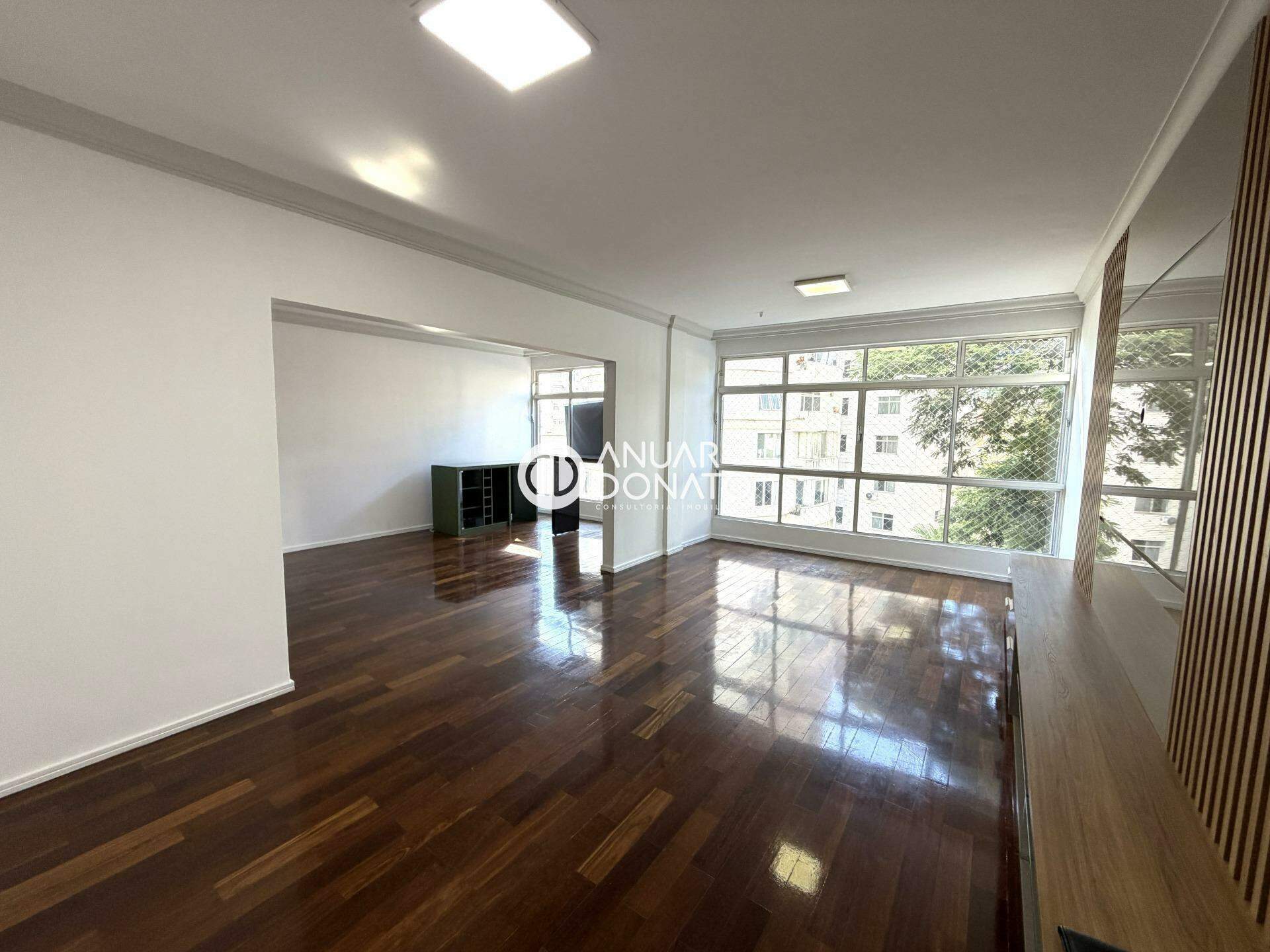 Apartamento com 4 quartos — Sion, Belo Horizonte