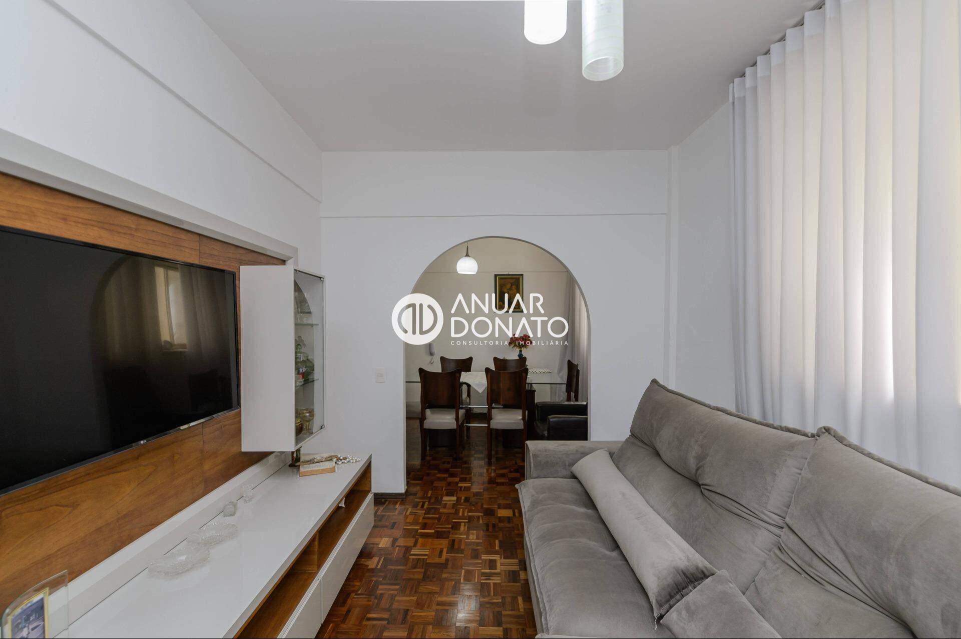 Terreno com 3 quartos — Santo Antônio, Belo Horizonte