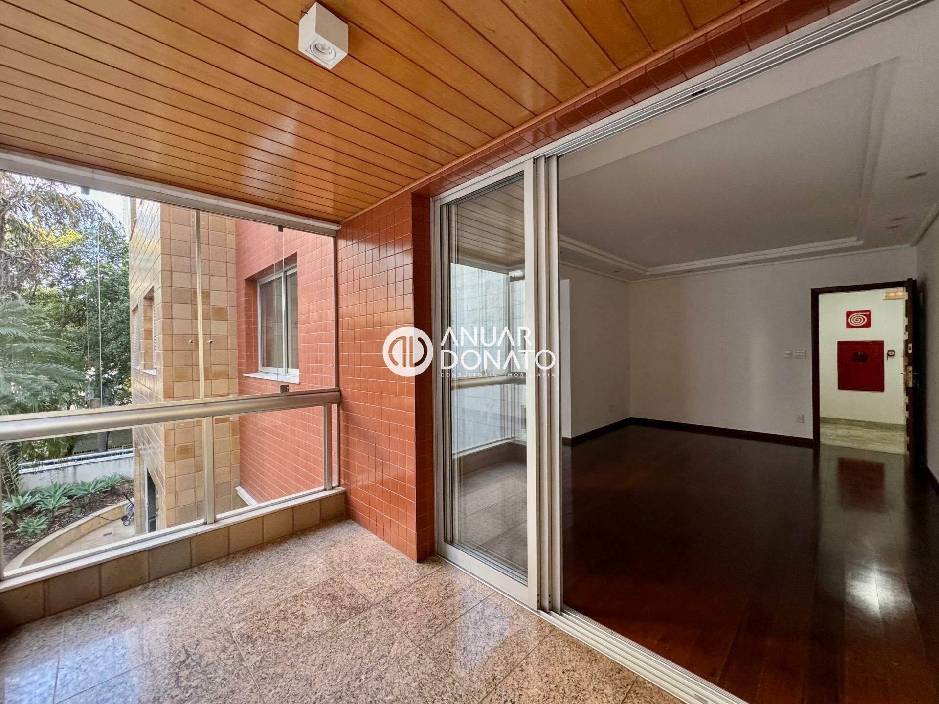 Apartamento com 4 quartos — Lourdes, Belo Horizonte