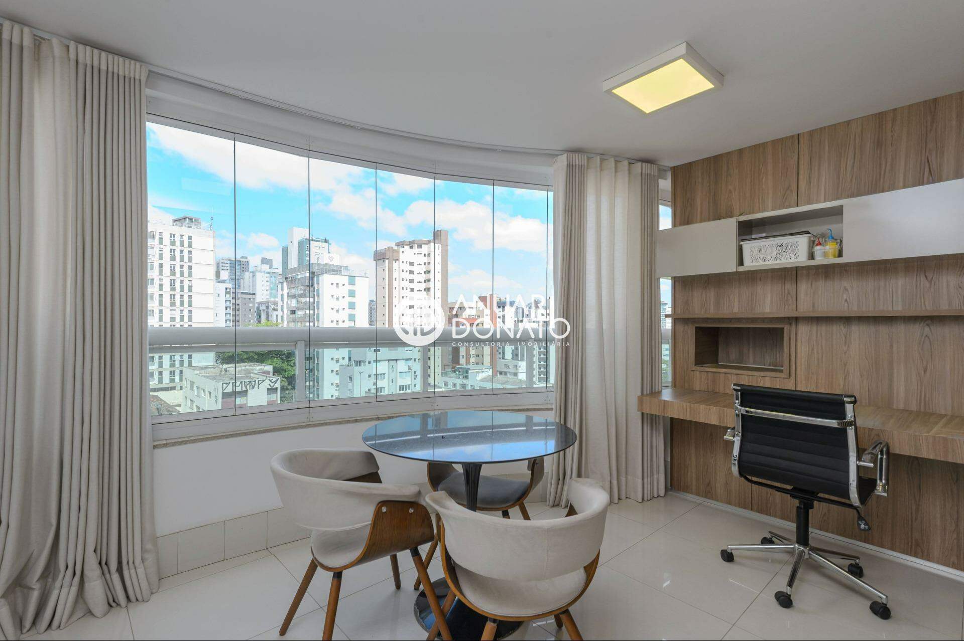 Apartamento com 3 quartos — Santo Agostinho, Belo Horizonte