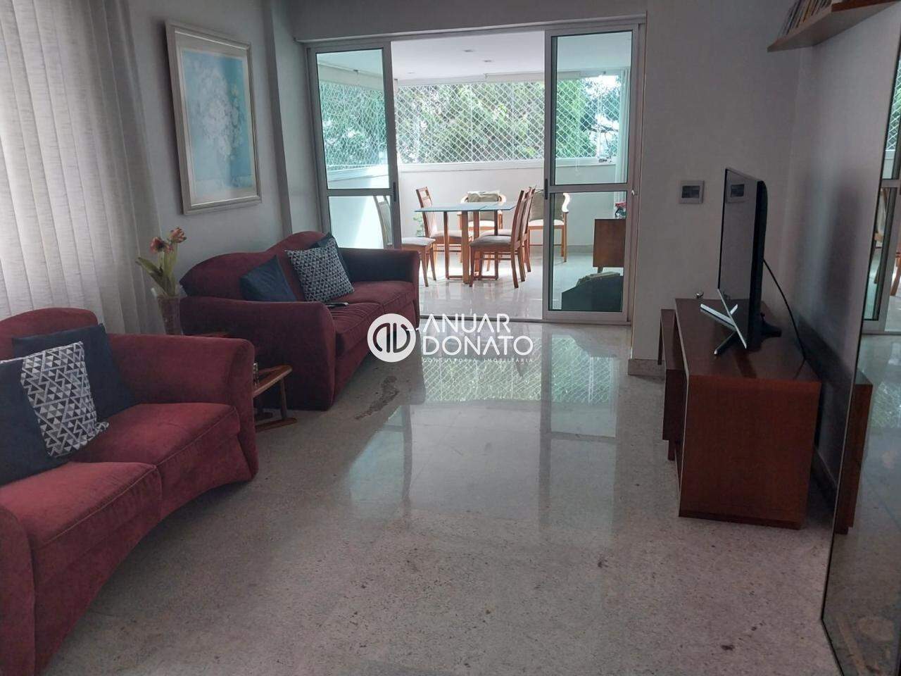 Apartamento com 3 quartos — Santo Antônio, Belo Horizonte