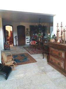 Casa com 4 quartos — São Luíz, Belo Horizonte