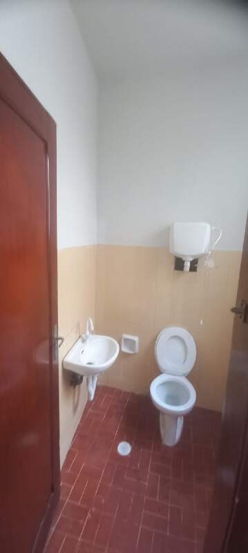 Prédio para aluguel no Centro: 