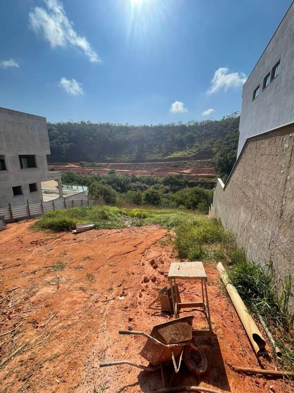 Lote em condomínio à venda no Campus Universitário: 