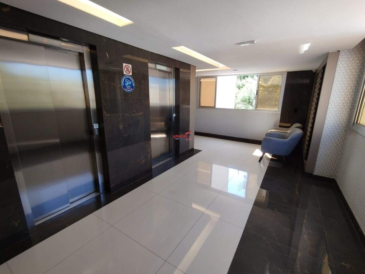 Prédio Comercial à venda no Vereda do Bosque: 