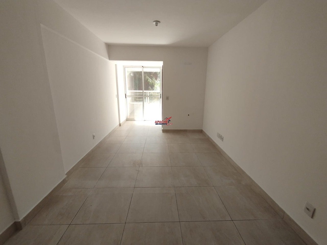 Prédio Comercial à venda no Vereda do Bosque: 