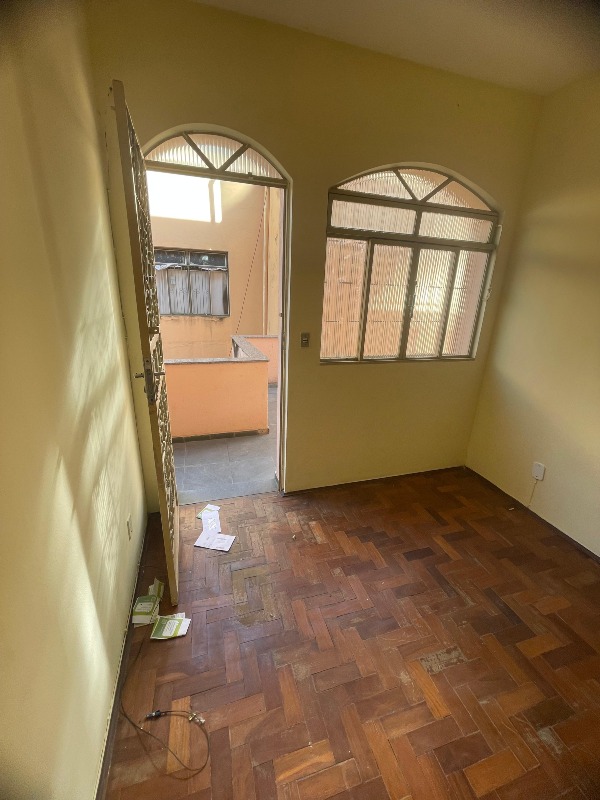 Casa para aluguel no Santo Antônio: 