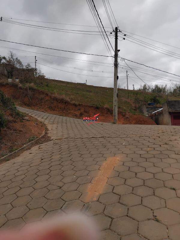 Lote à venda no Nova Copacabana: 