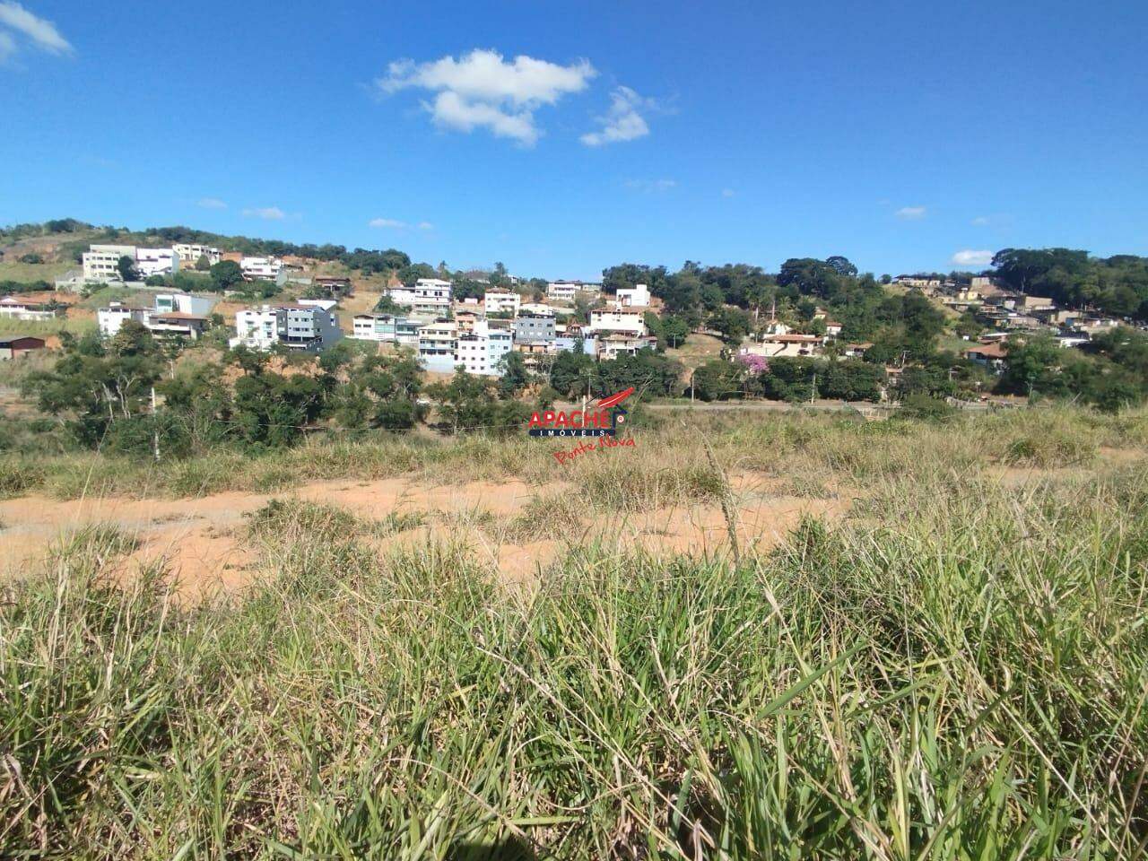 Lote em condomínio à venda no Paraíso: 