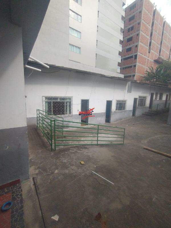 Casa à venda no Palmeiras: 