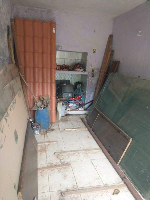 Casa à venda no Vau-Açu: 