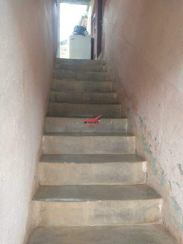 Casa à venda no Vau-Açu: 