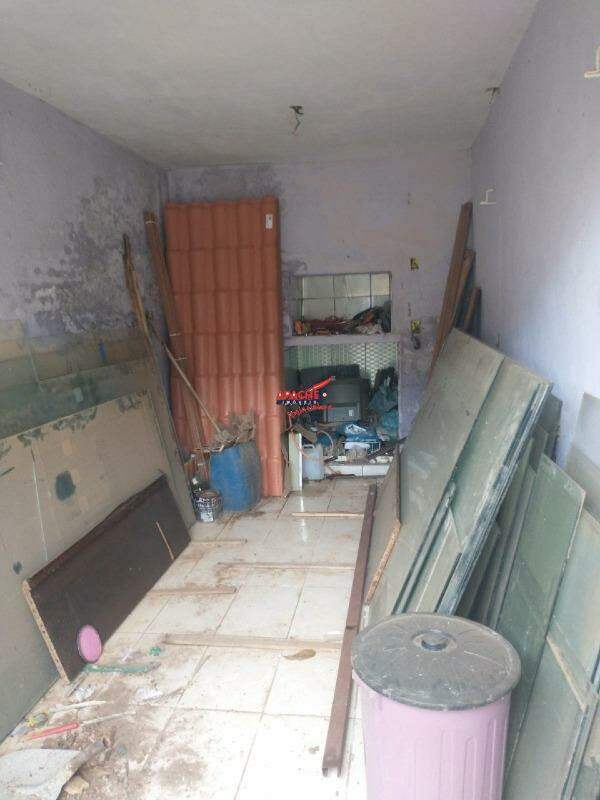 Casa à venda no Vau-Açu: 