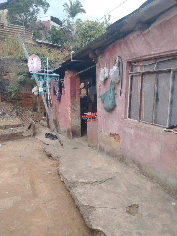 Casa à venda no Vau-Açu: 