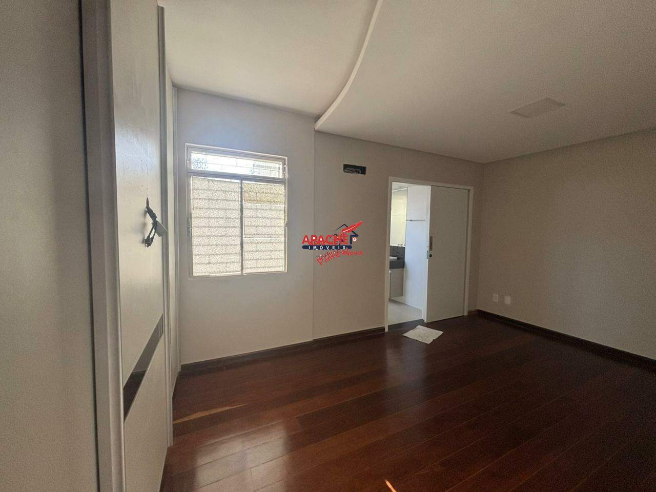 Apartamento à venda no Guarapiranga: 