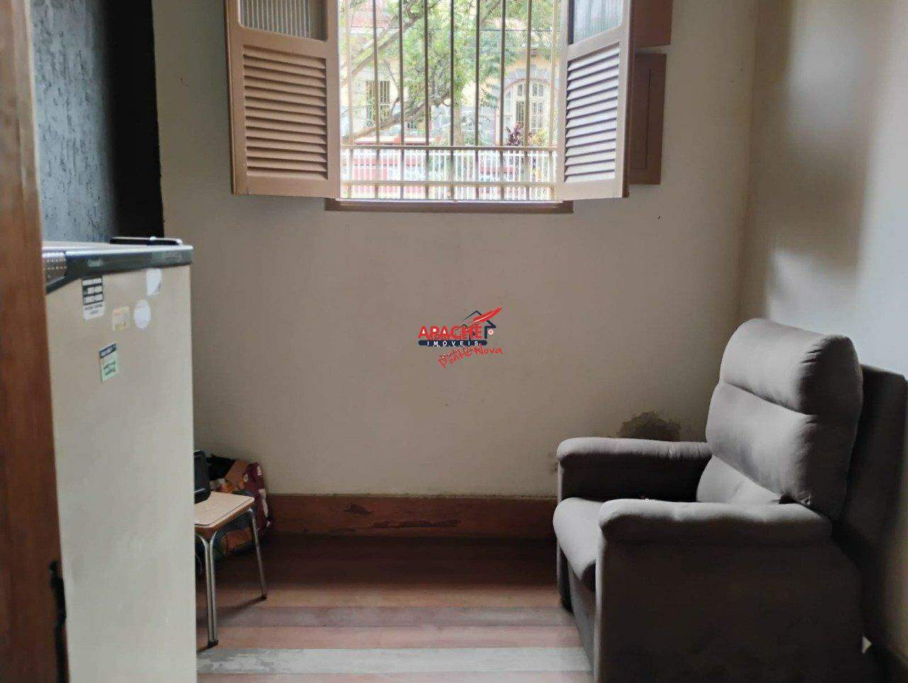 Casa à venda no Centro: 