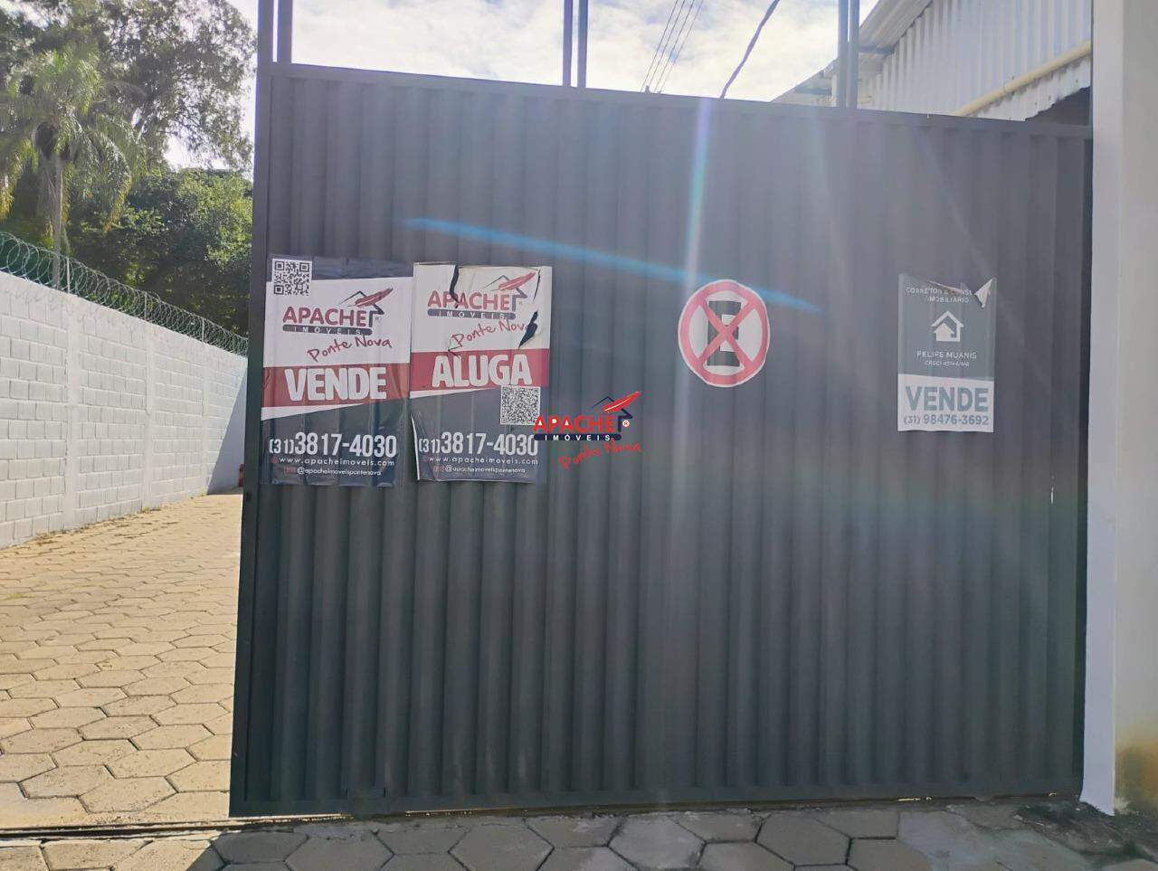 Galpão à venda no Vale do Ipê: 