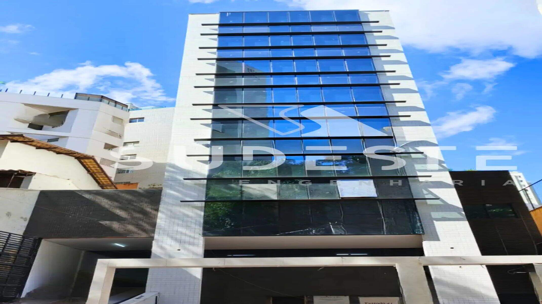 Apartamento à venda no Sion: Fachada 1