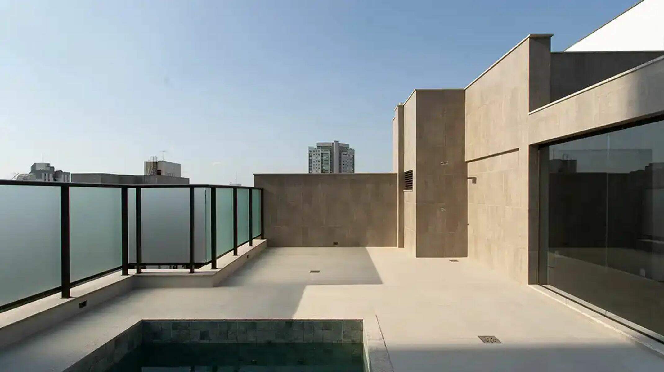 Apartamento à venda no Gutierrez: Piscina cobertura