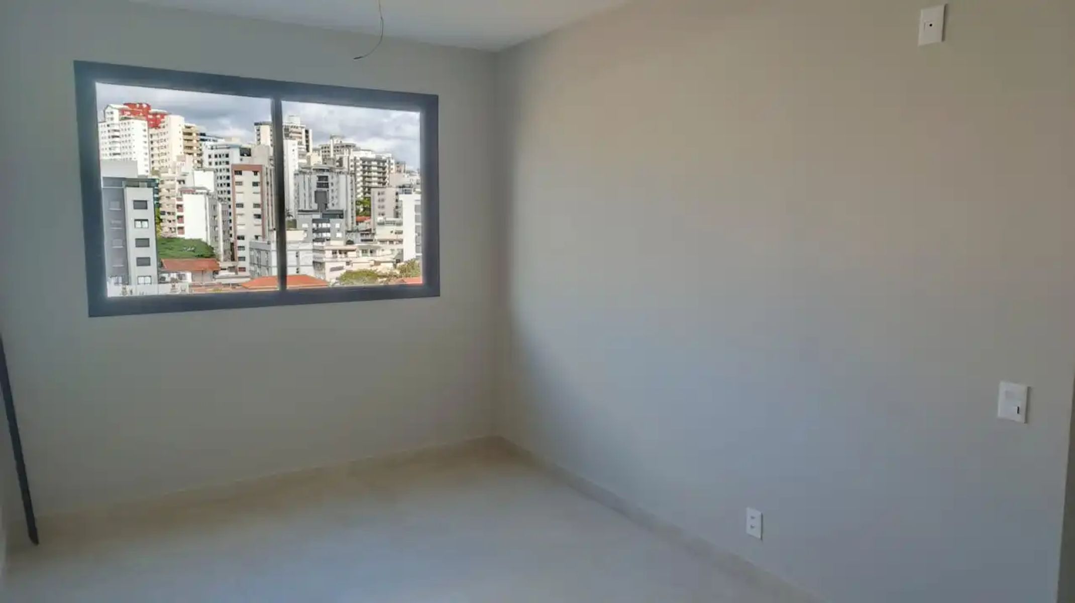 Apartamento à venda no Serra:  Vista sala - Apto Modelo