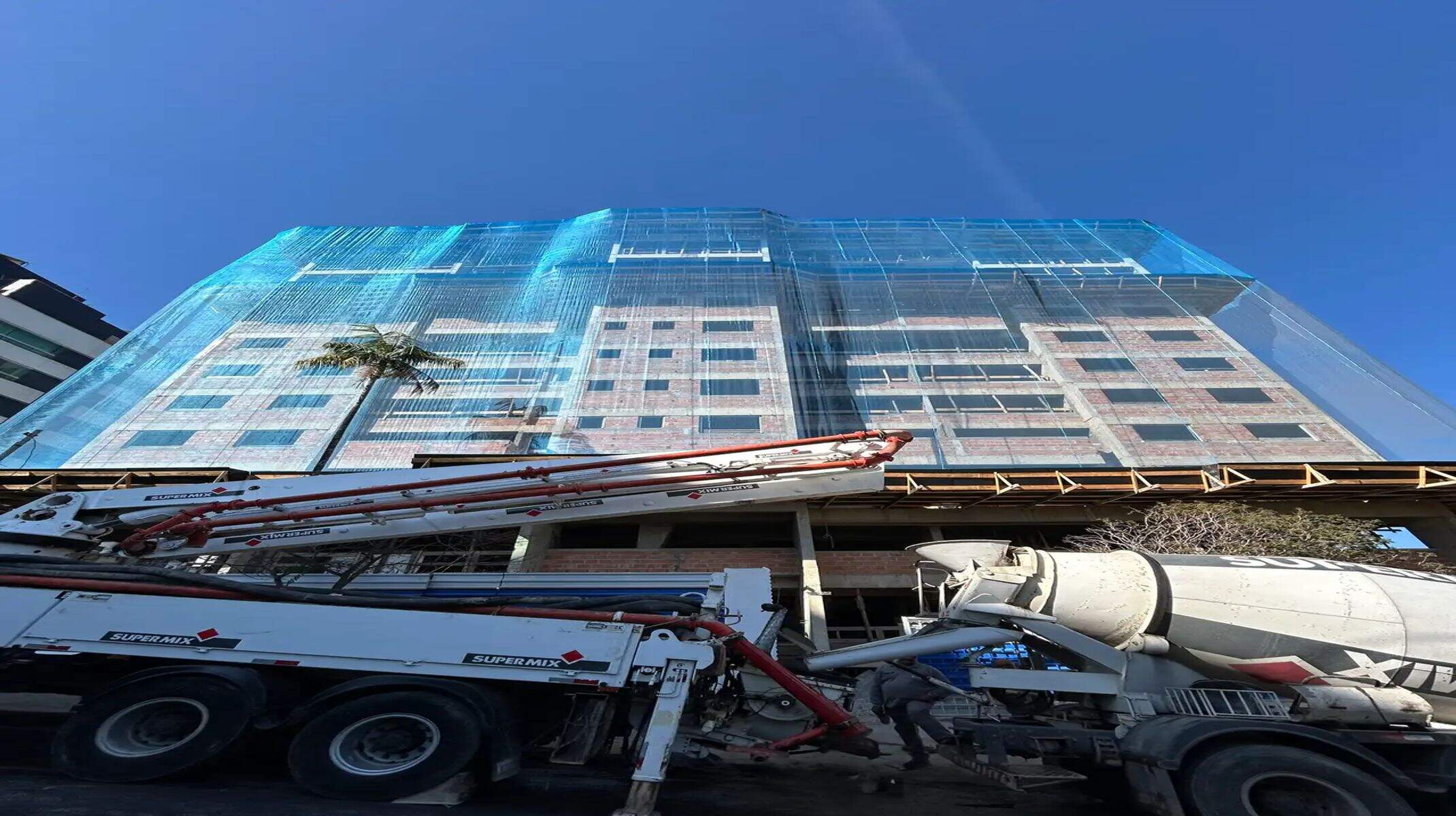 Apartamento à venda no Gutierrez: Construção