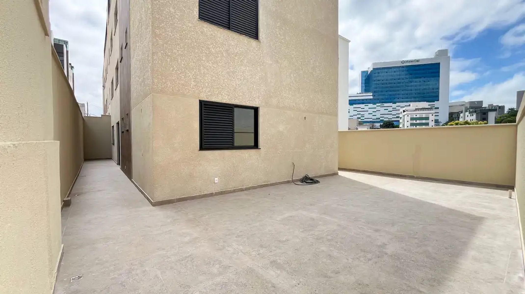 Apartamento à venda no Prado: ÁREA DESCOBERTA APTO 102 - Área Privativa