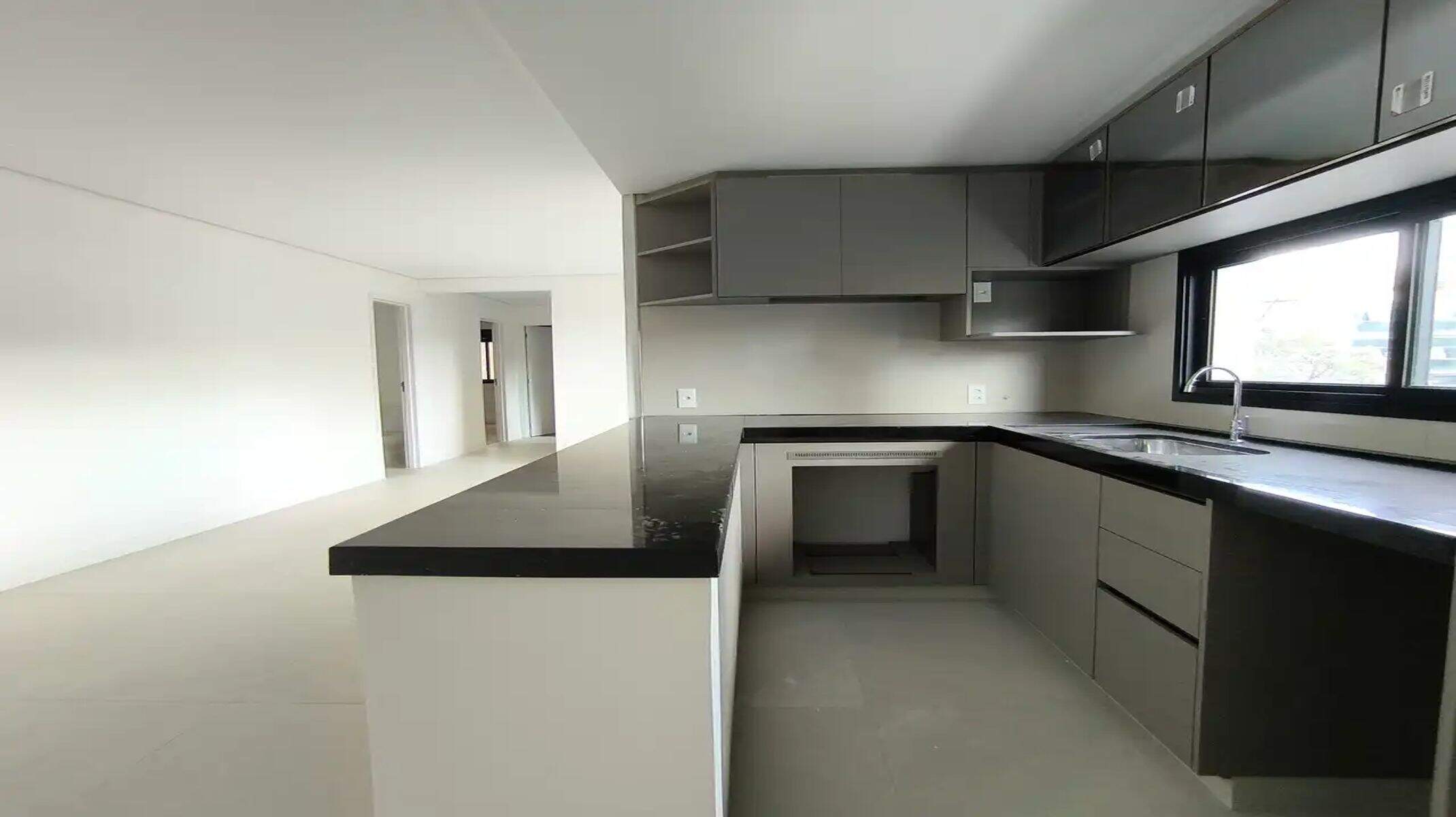 Apartamento à venda no Santo Antônio: Cozinha e sala de estar