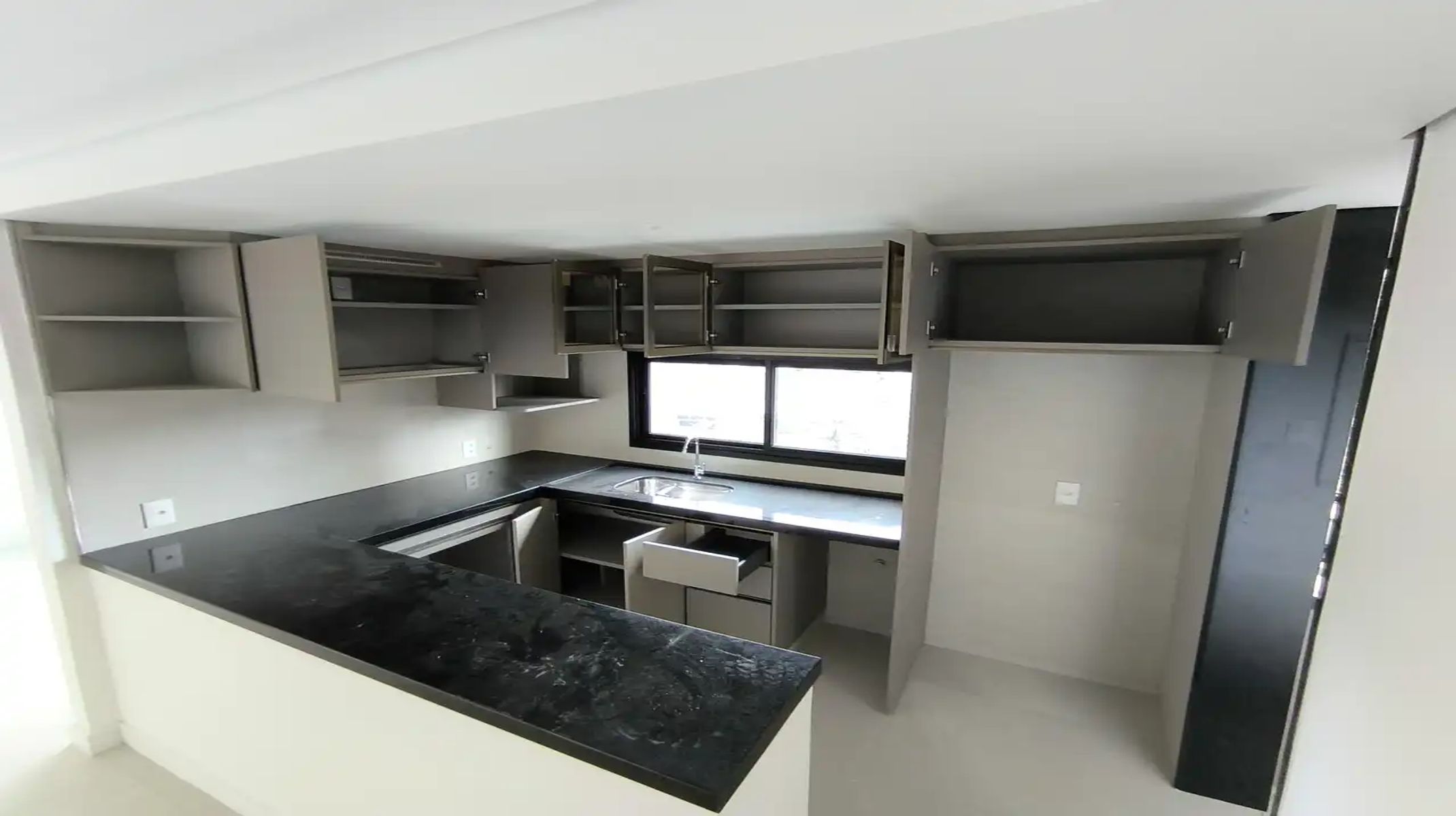 Apartamento à venda no Santo Antônio: Cozinha