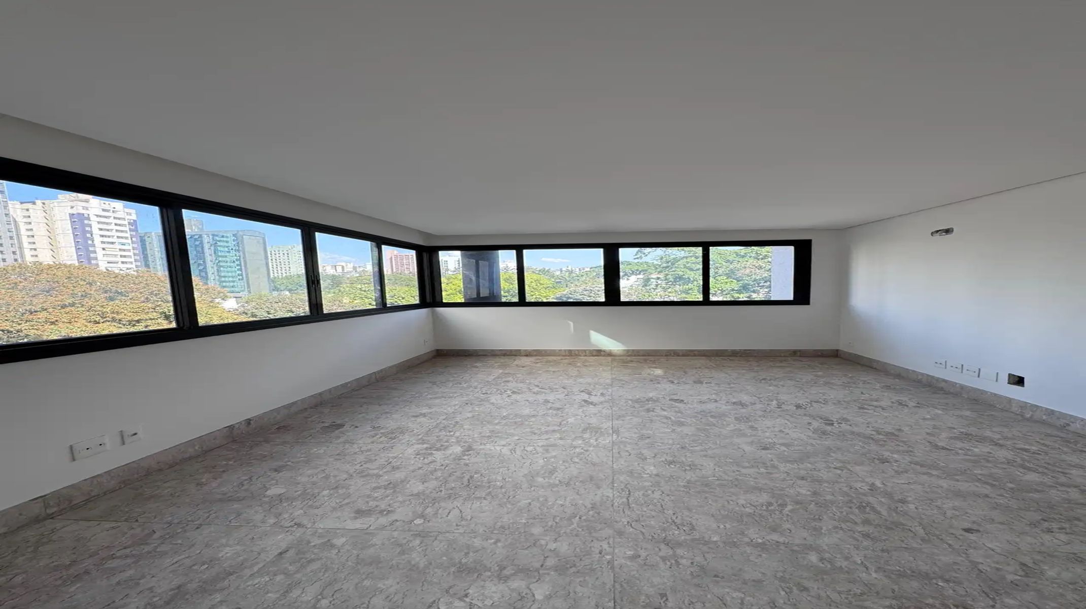 Apartamento à venda no Lourdes: 