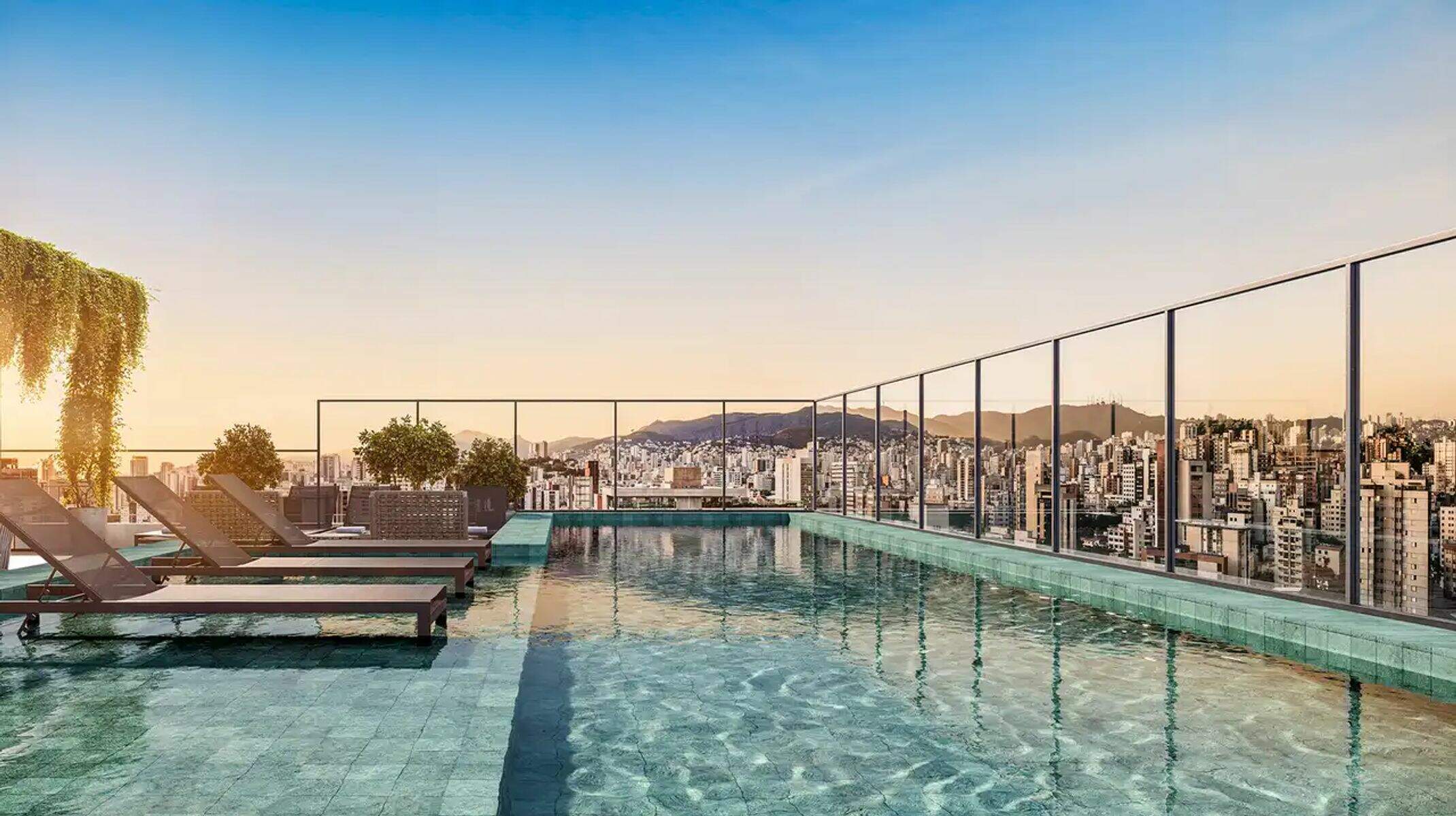 Apartamento à venda no Savassi: Piscina com deck molhado