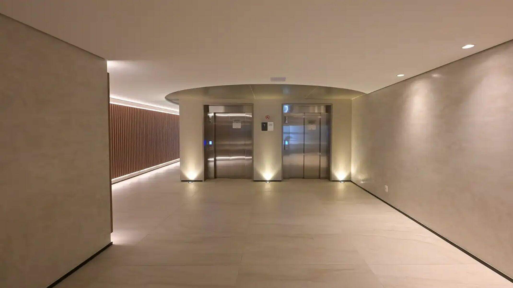 Apartamento à venda no Santo Agostinho: Hall