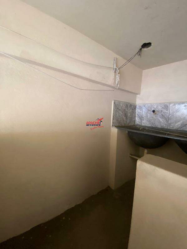 Kitnet para aluguel no Santo Antônio I: 