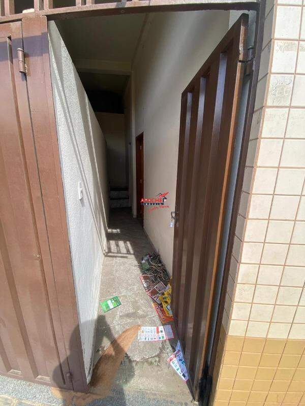 Kitnet para aluguel no Santo Antônio I: 