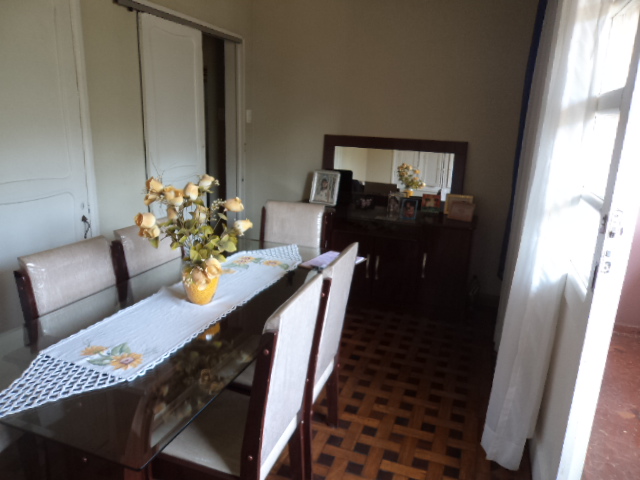 Casa à venda no Centro: 