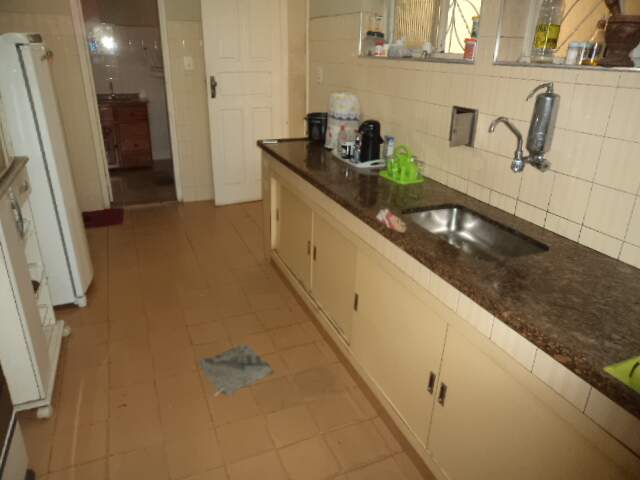 Casa à venda no Centro: 