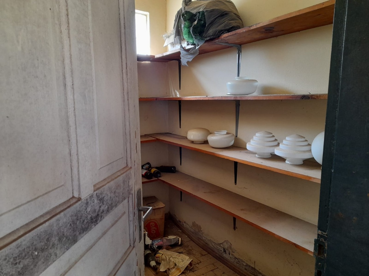 Terreno / Área à venda no Granja Dalena: 