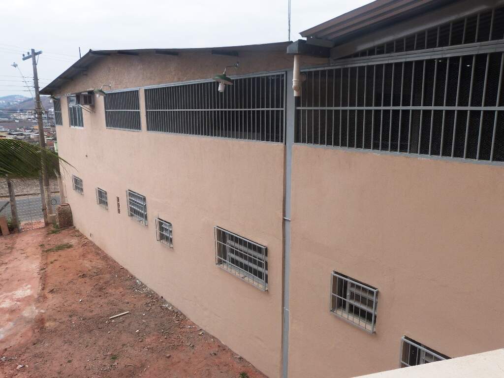 Galpão à venda no Triângulo: 