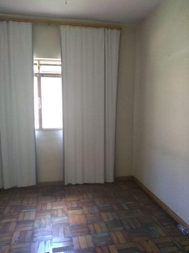 Casa à venda no Palmeiras: 