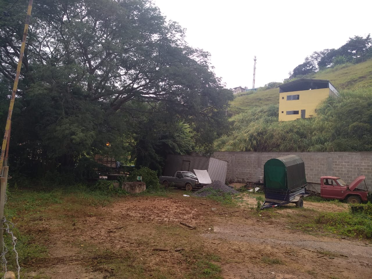 Lote à venda no vale suiço: 