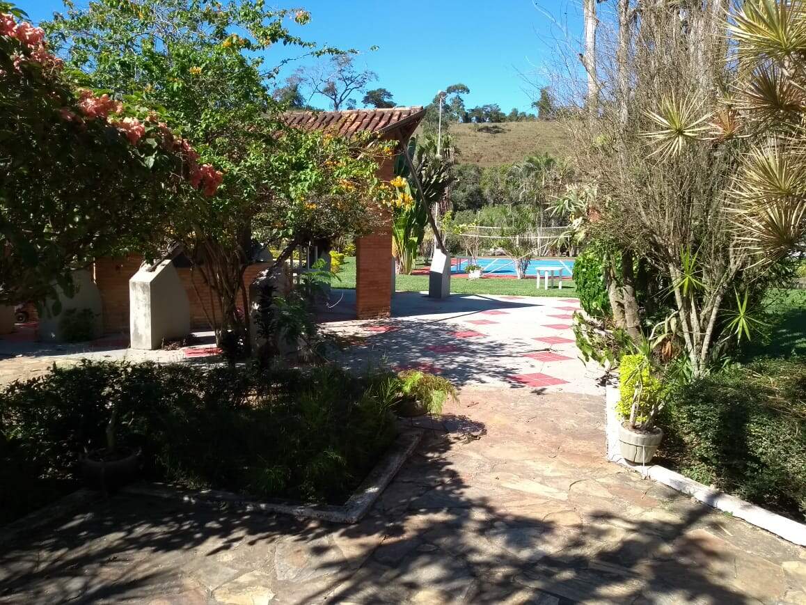 Fazenda à venda no Área Rural de Ponte Nova: 