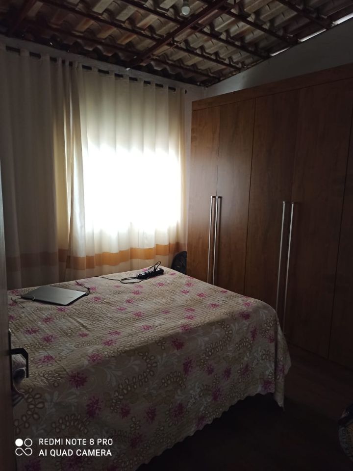 Casa à venda no Triângulo: 