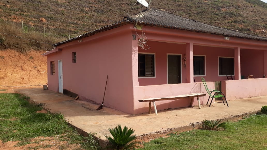 Sítio à venda no Área Rural de Ponte Nova: 