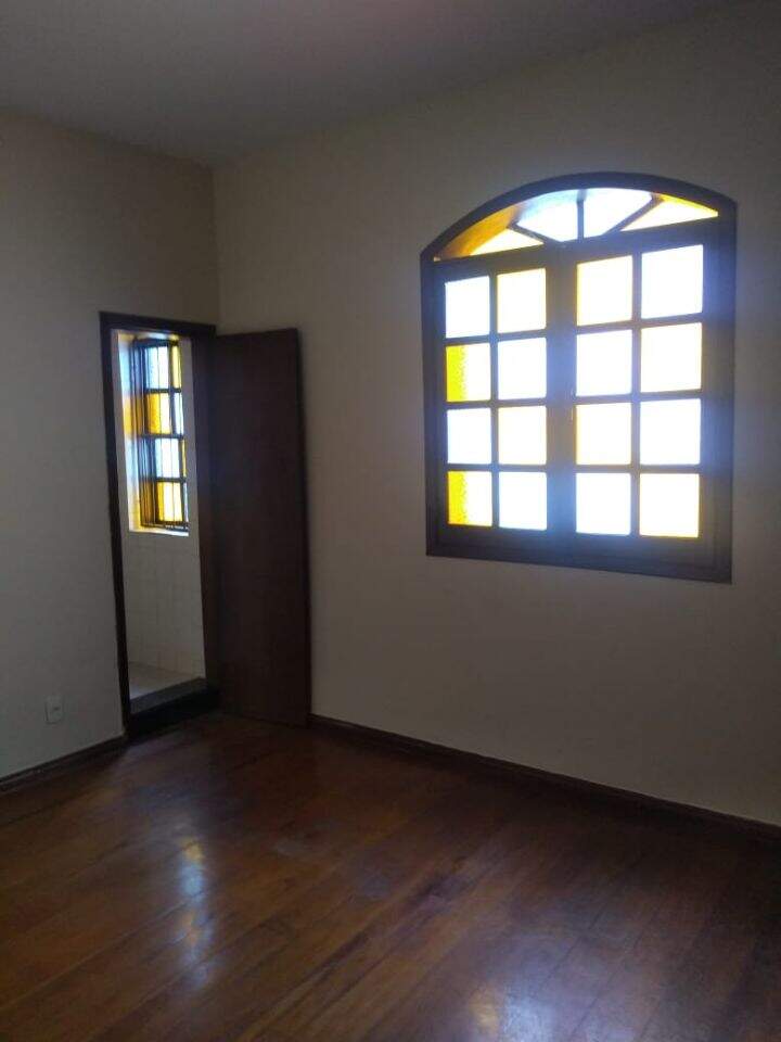 Casa à venda no Guarapiranga: 