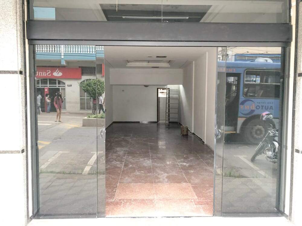 Loja à venda no Guarapiranga: 