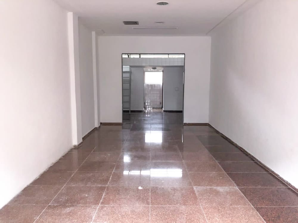 Loja à venda no Guarapiranga: 