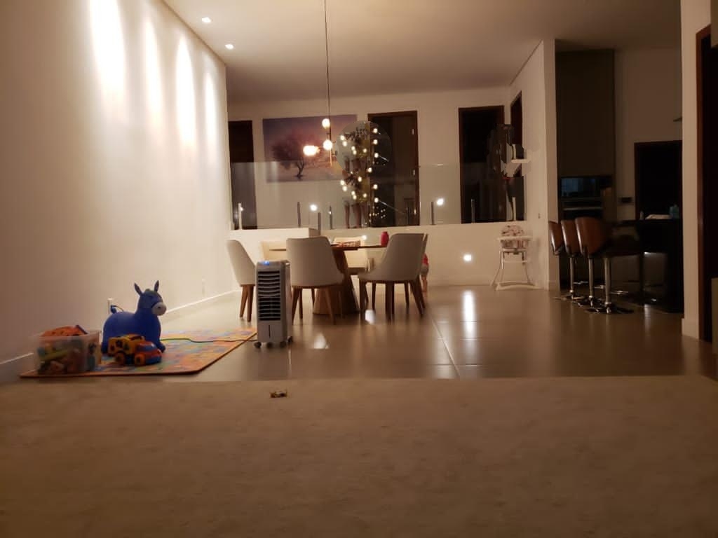 Casa à venda no Paraíso: 