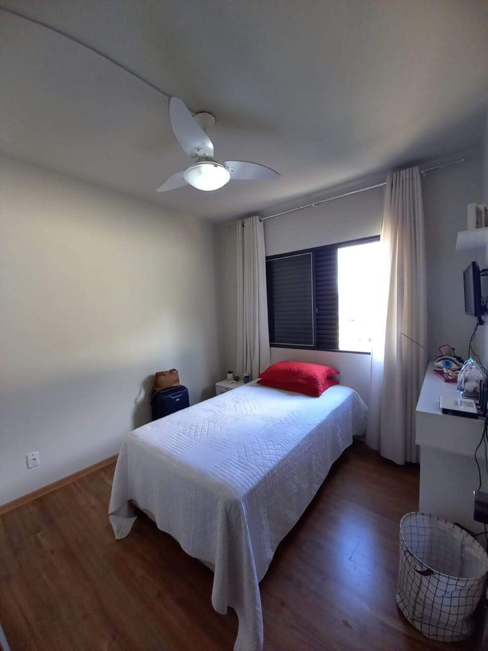 Apartamento à venda no Guarapiranga: 