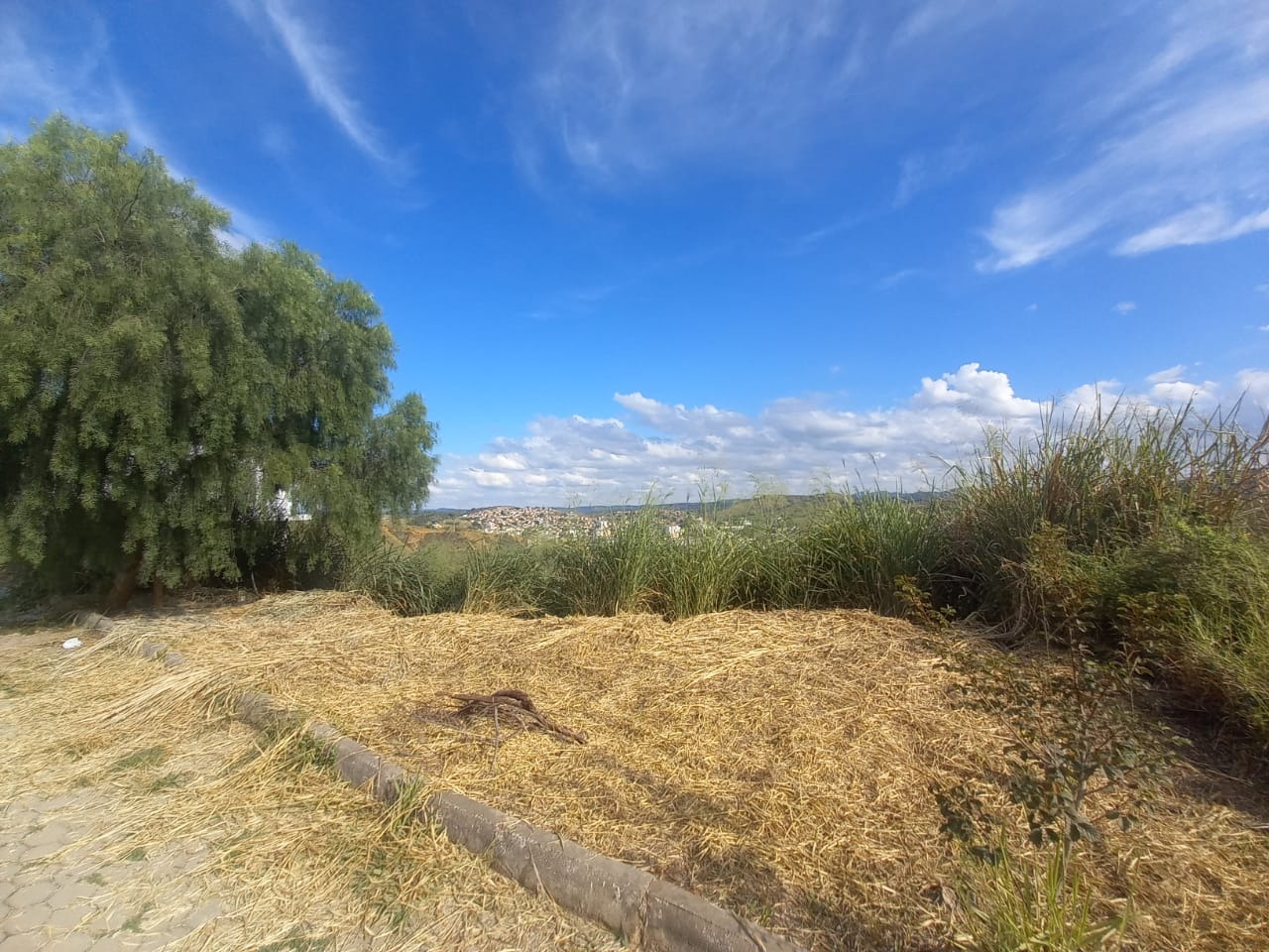 Lote à venda no Vale do Sereno I: 