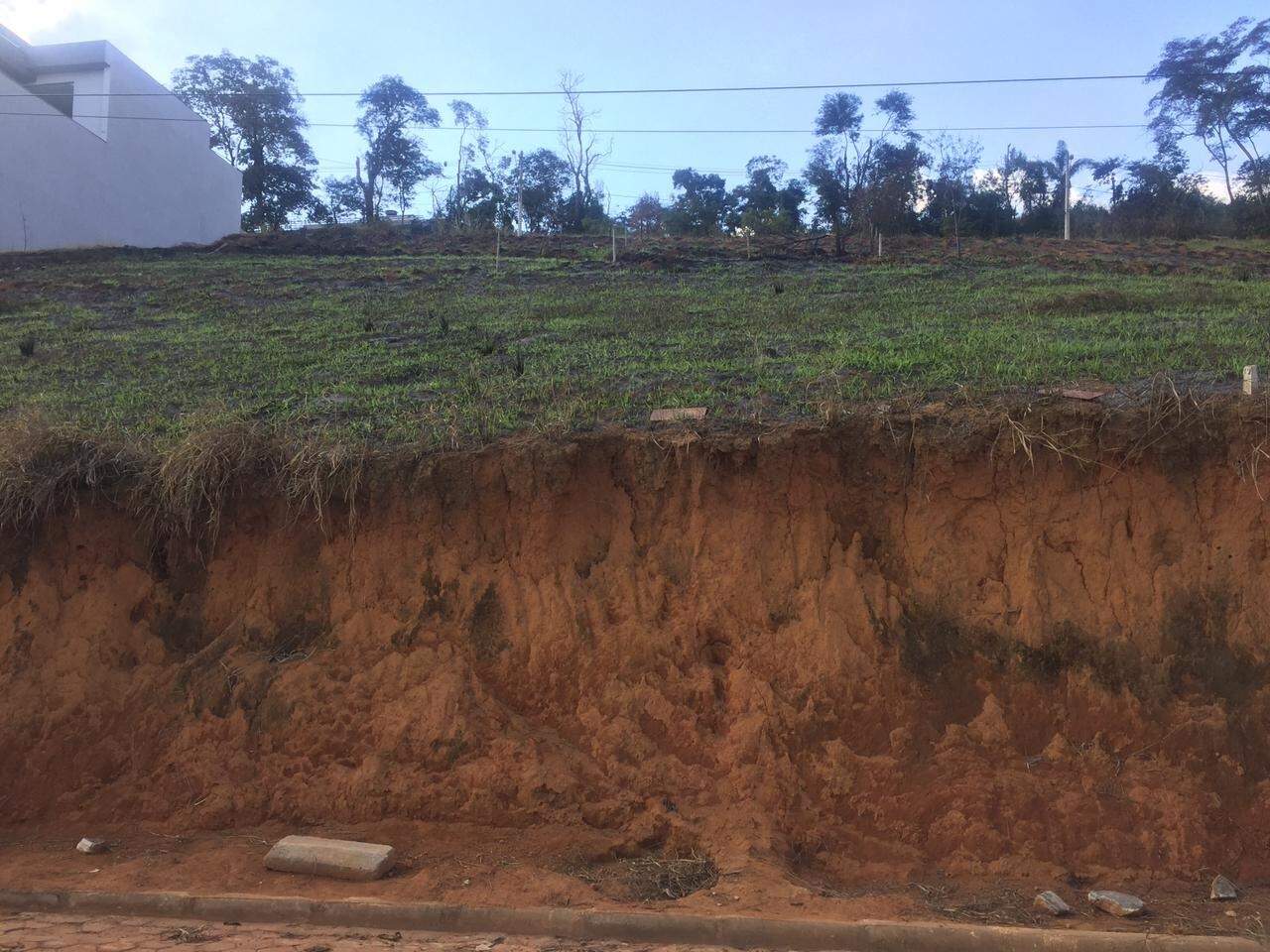 Lote à venda no Vale do Sereno I: 